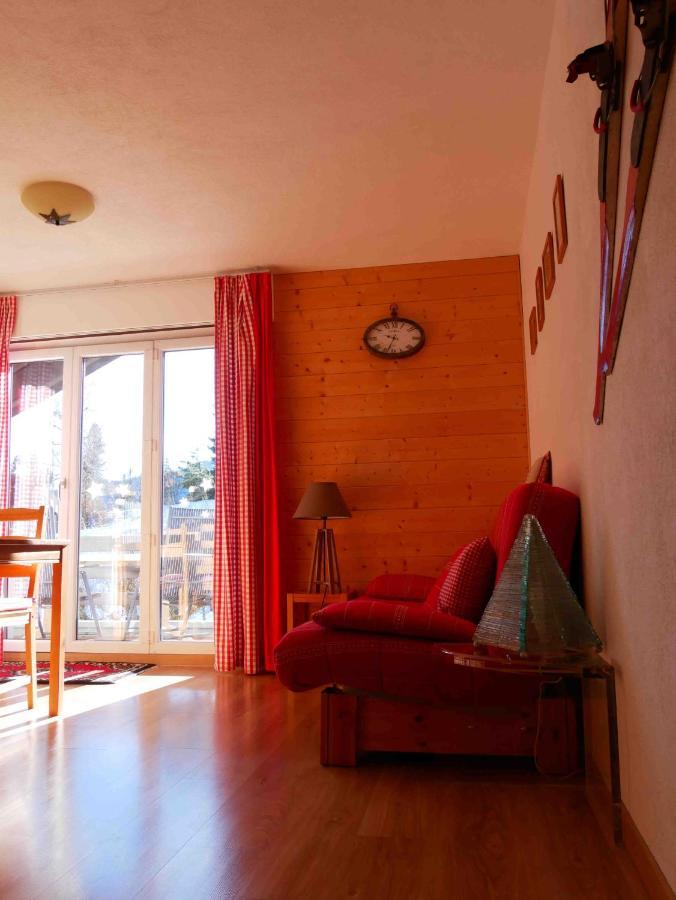 Romantic Chalet-style Flat With Mountain View Apartment