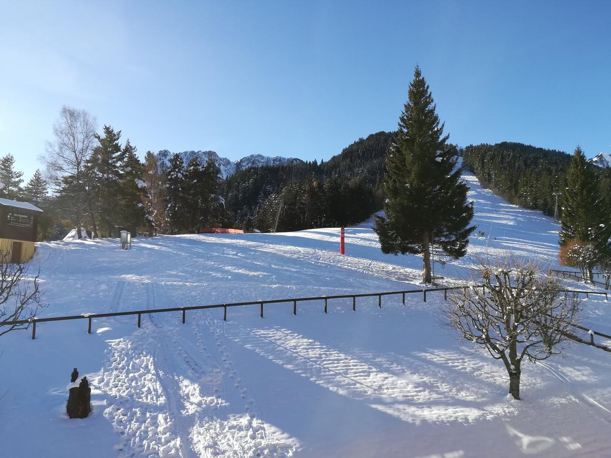 Apartmán Romantic Chalet-style Flat With Mountain View *